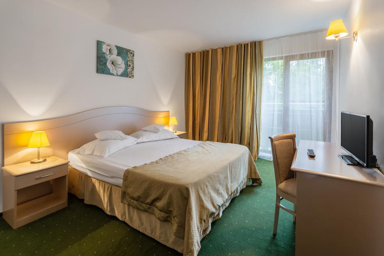 Hotel Bega Eforie Nord Exteriör bild